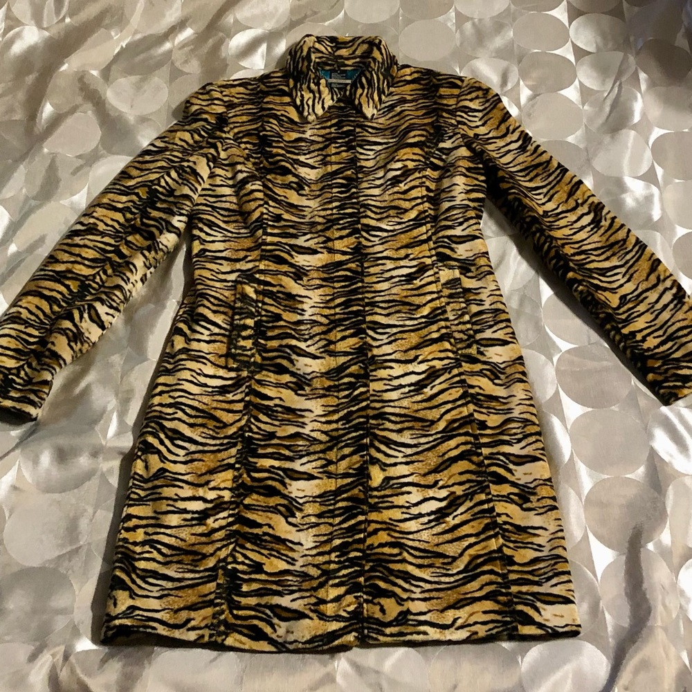 Long Guess coat